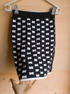 ❤️Waist 26 to 30 Bow Pattern Mini Skirt