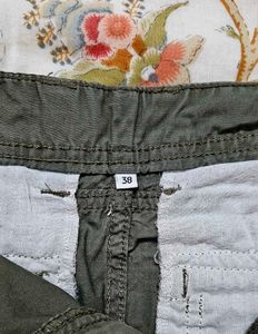 Stylish Cargo Capris