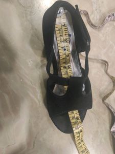 Girls Heels Wedges 7 Number Written On Back Of It