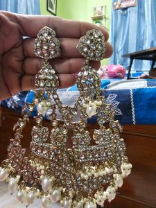 Elegant Pearl &amp; Kundan Dangle Earrings