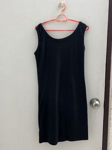 Classic Black Sleeveless Mini Dress