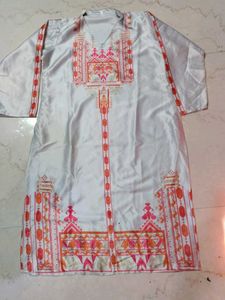 🤍✨white Embroidered Silk Kurta