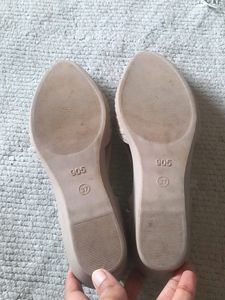 Bellies In Good Condition Size 37