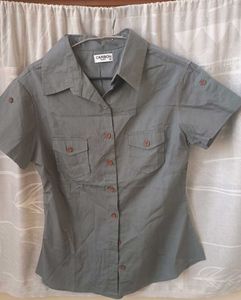 Classic Collared Short Sleeve Shirt