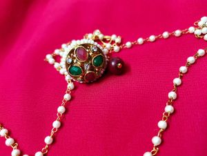 Elegant tika/borla/mathapatti