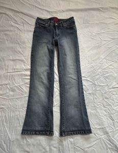 Low Waisted Flared Jeans