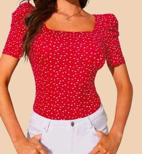 Red Heart Print Puff Sleeve Top