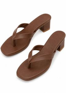 Stylish Brown Block Heel Thong Sandals