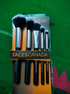 Faces Canada Makeup Brushes - Soft Brush