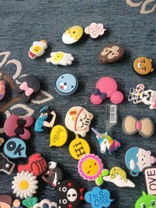crocs charms