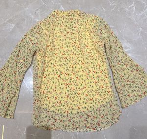 Flowy Floral Print Bell Sleeve Top