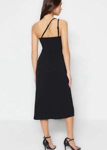Trendyol  Black One-Shoulder Midi Dress