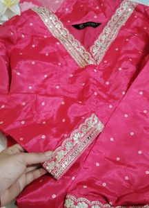Vibrant Pink Bandhani Silk Kurti