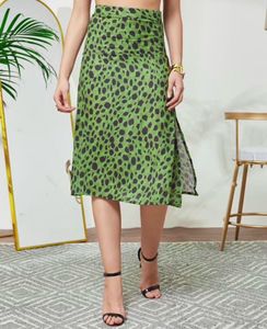 Sale!!!!! Stylish Green Leopard Print Midi Skirt