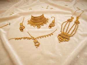 Exquisite Gold-Plated Indian Bridal Jewellery Set