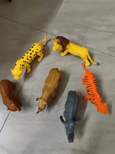 Safari Animal Toy Figures Set