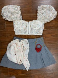 Floral Puff Sleeve Corset Top