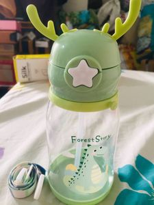 NewCute🤭Dinosaur Sipper Bottle with Strap