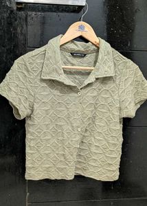 Textured Collared Cropped Shirt