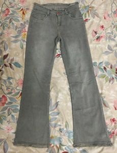 grey flare jeans ⭐