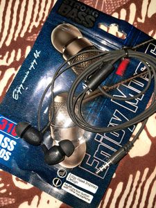 Earphone/Headphone 3.5mm Jack With Mic Unused