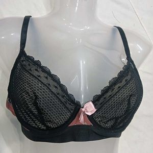 Elegant Black🪔 Lace Bra with Pink Bow
