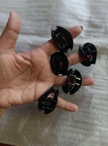 Black Clutchers