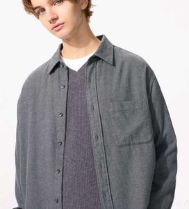 UNI QLO Men's Grey Long Sleeve Shirt