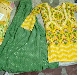 GEORGETTE WITH HAVVY EMBROIDERY WORK