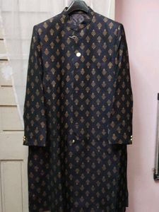 Men's Black & Gold Jacquard Sherwani
