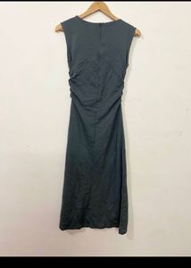 H&amp;M Chic Ruched Sleeveless Maxi Dress