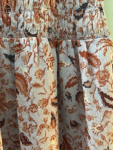 Floral Print Sleeveless Top