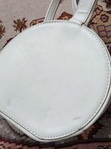 Chic White Quilted Round Crossbody Bag