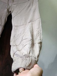 Stylish Cargo Pants. Fit upto 30 size.