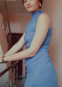 blue dress