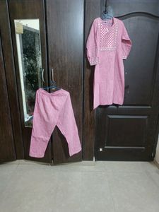2  Different Suit Sets&amp;2 Pants&amp;New Dupatta