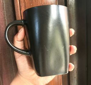 Set of 2 Black Mugs with Red Leaf Design