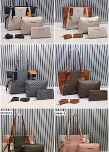 Micheal kors handbags Combo