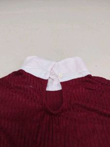 maroon top