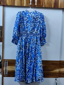 Chic Blue Floral Midi Dress