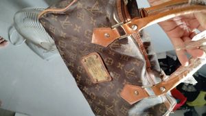 Louis Vuitton bag vintage old stock Designer
