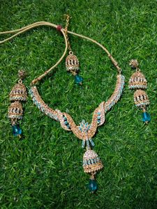 Blue White golden necklace set