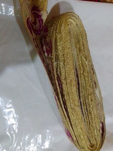 Decorative Pink &amp; Gold Lace Trim