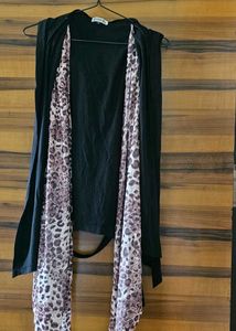Sleeveless Black Hooded Kimono