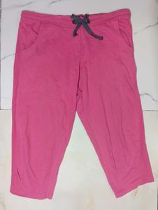 pink capri with blue t shirt