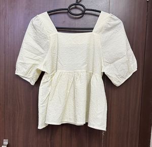 PRETTY Chic Textured Square Neck Top
