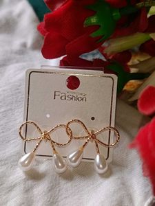 Elegant Bow Pearl Drop Earrings