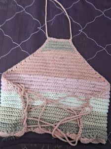 Pretty Halter Neck.crop Top
