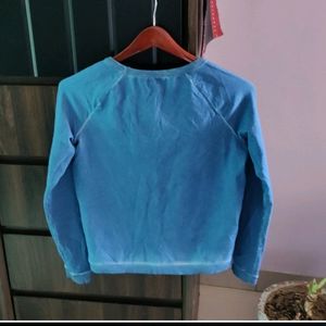 Sweat Shirt