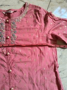 Ladies/ Women's Kurtha Like New